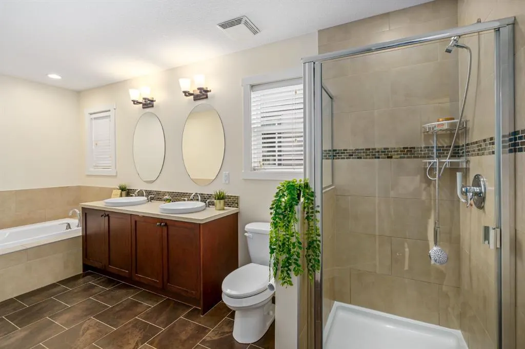 53 Williamstown Green NW