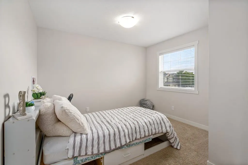 53 Williamstown Green NW