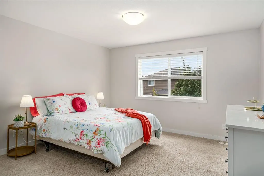 53 Williamstown Green NW
