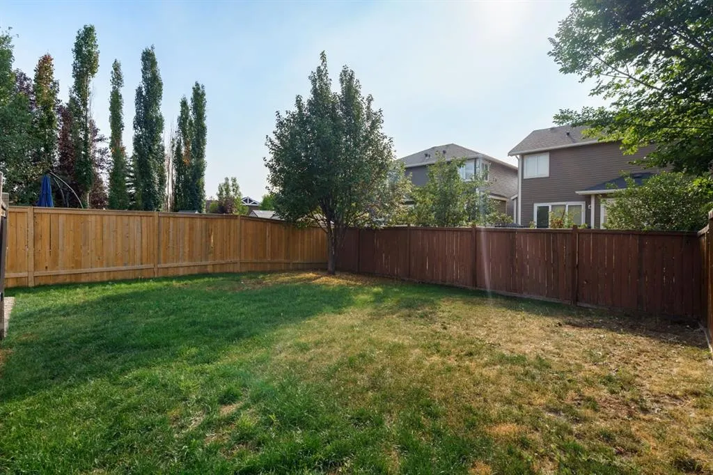 53 Williamstown Green NW