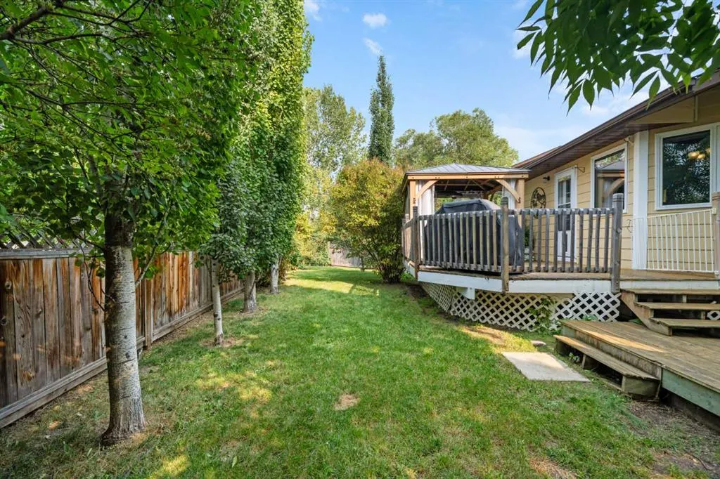 606 Downey Place