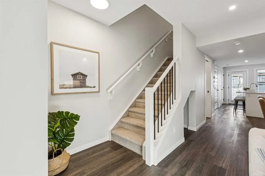 135 Mahogany Parade SE, #703