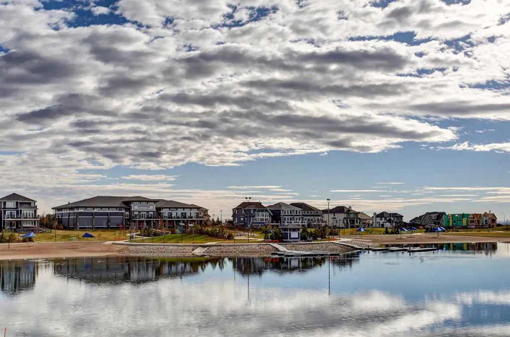 135 Mahogany Parade SE, #703