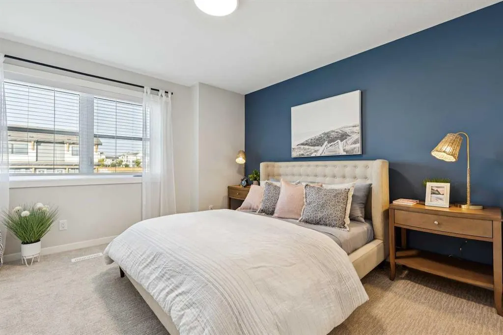135 Mahogany Parade SE, #703