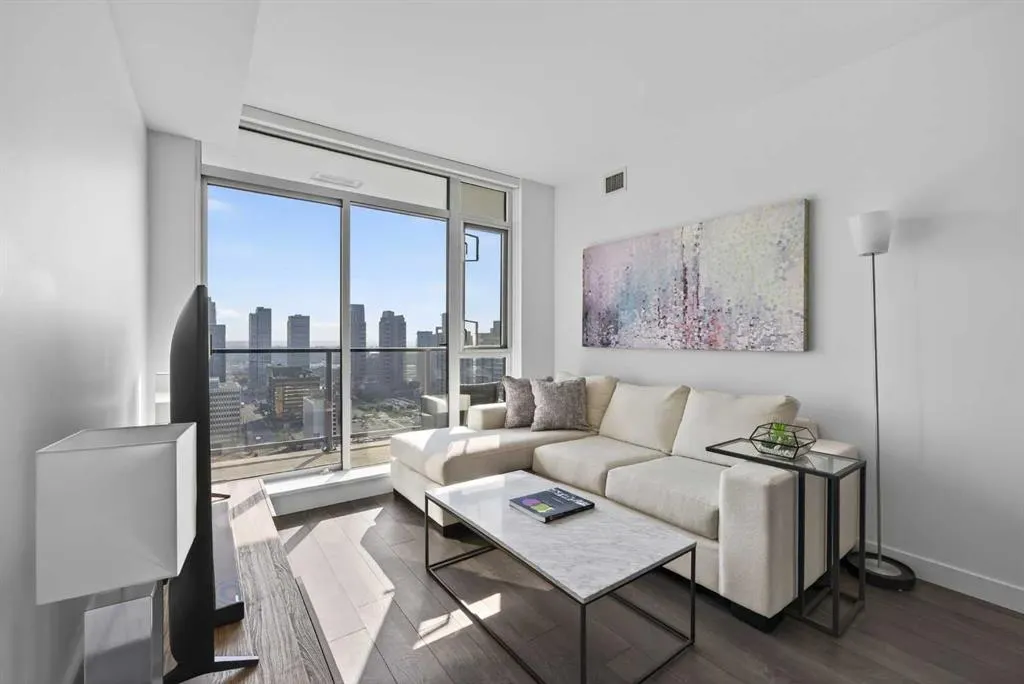 310 12 Avenue SW, #2405
