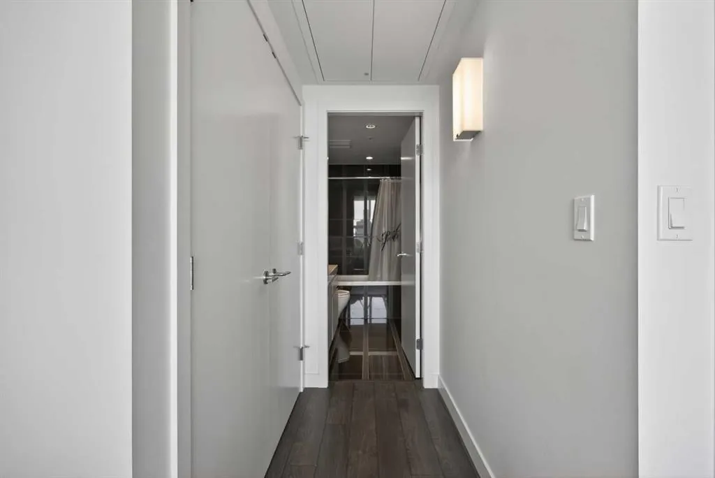 310 12 Avenue SW, #2405