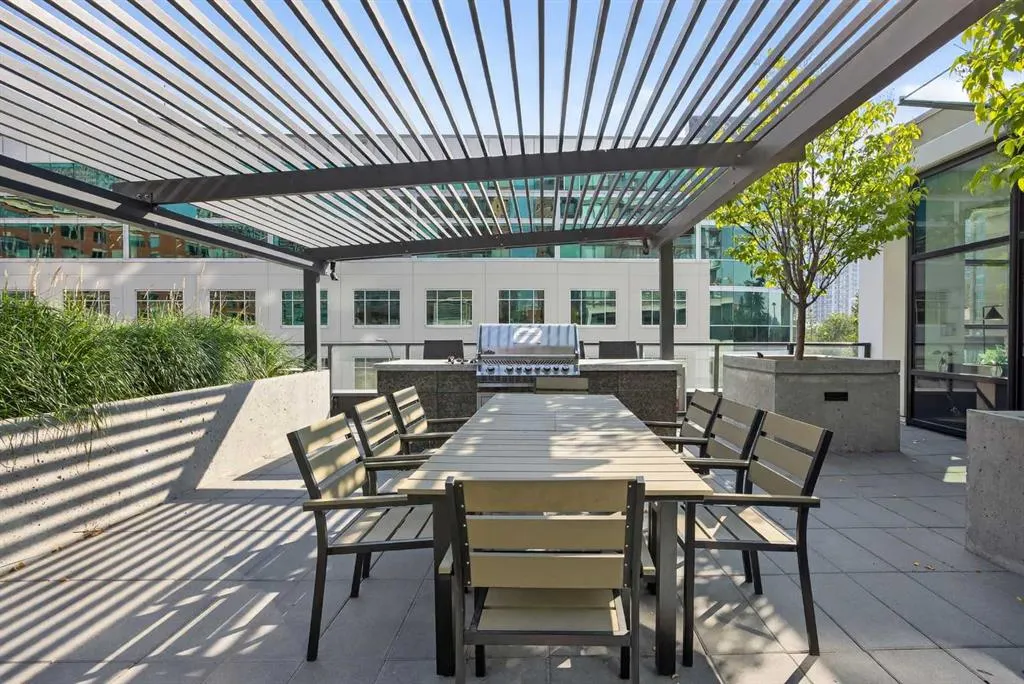 310 12 Avenue SW, #2405