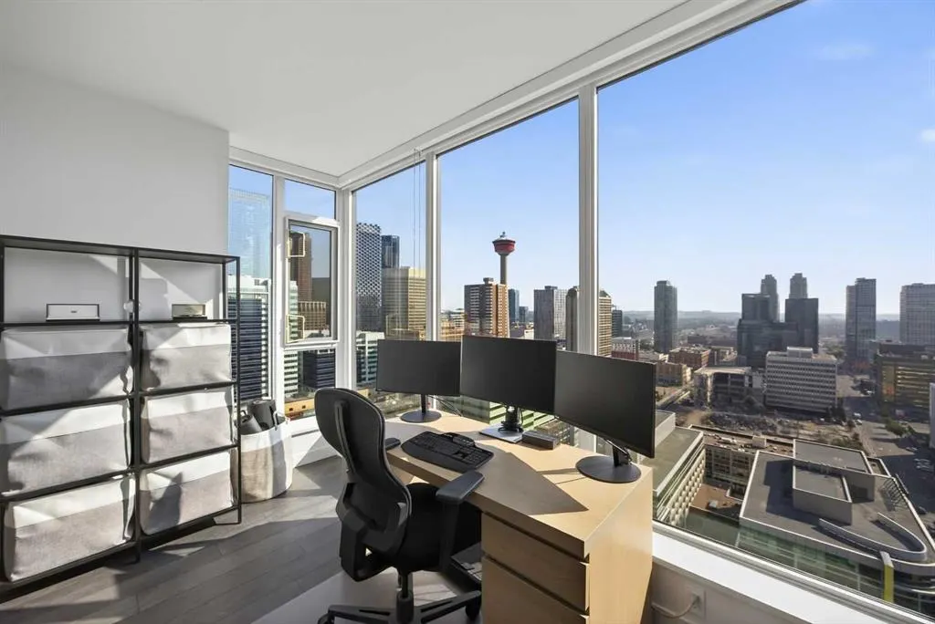 310 12 Avenue SW, #2405