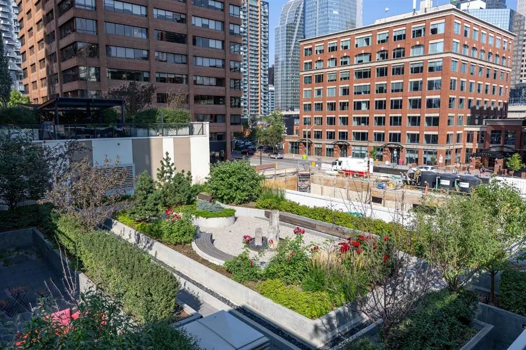 310 12 Avenue SW, #2405