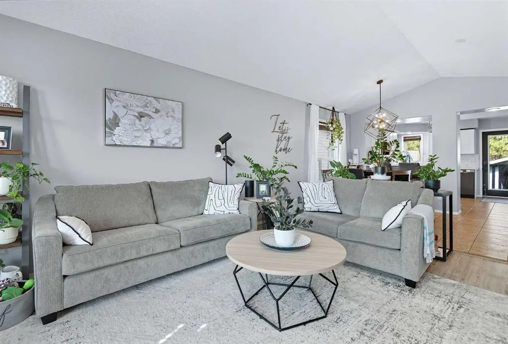 149 Lanterman Close