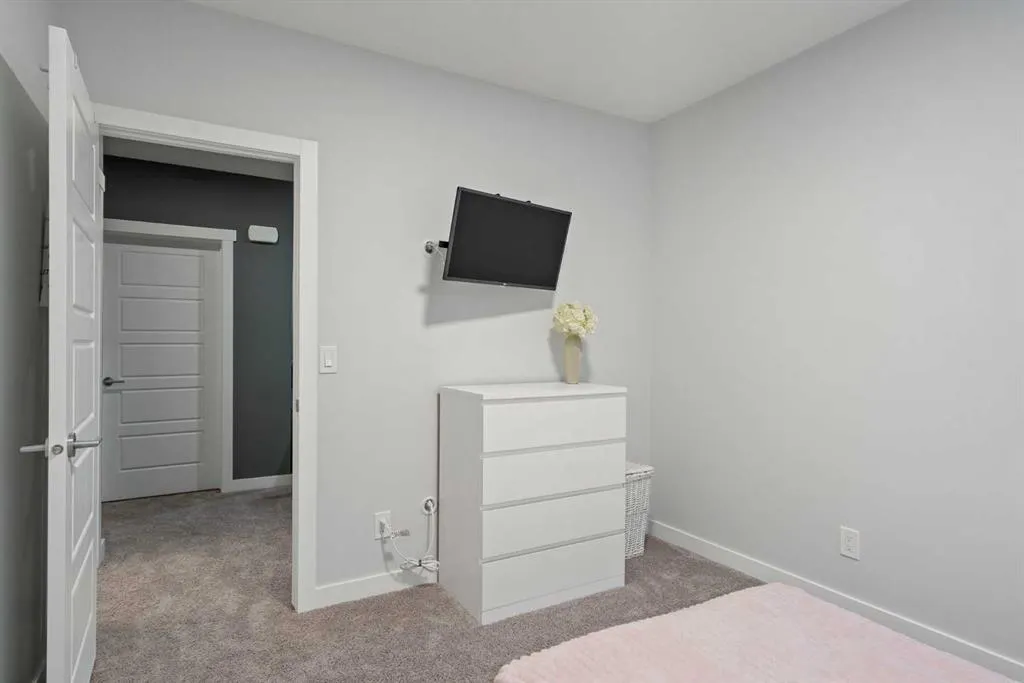 21 Seton Parade SE