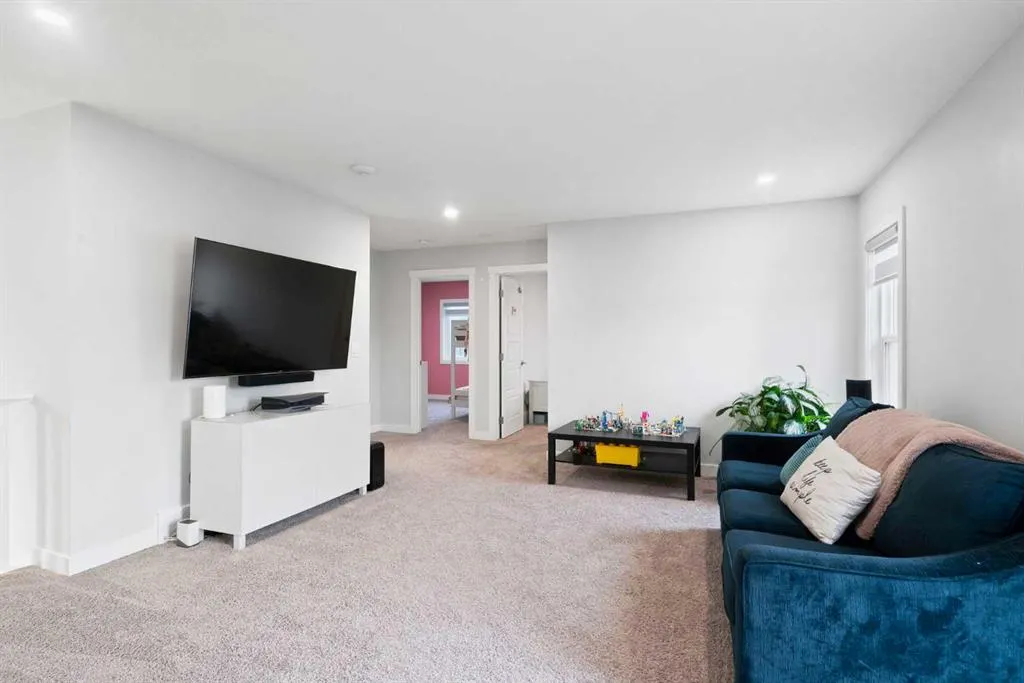 21 Seton Parade SE