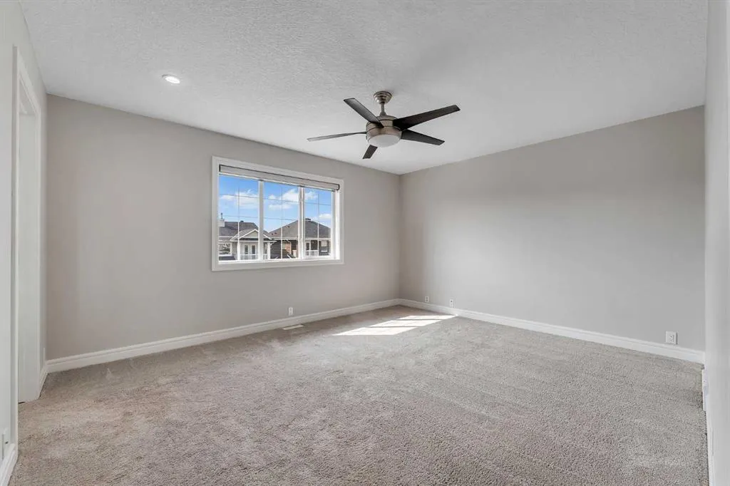 202 Coral Reef Manor NE