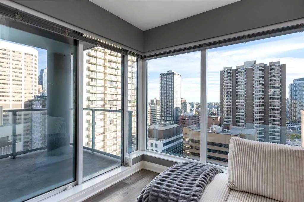 930 6 Avenue SW, #2208