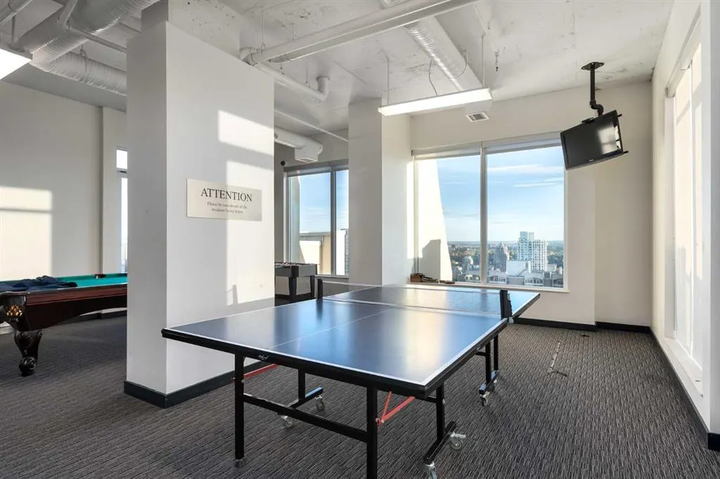 930 6 Avenue SW, #2208