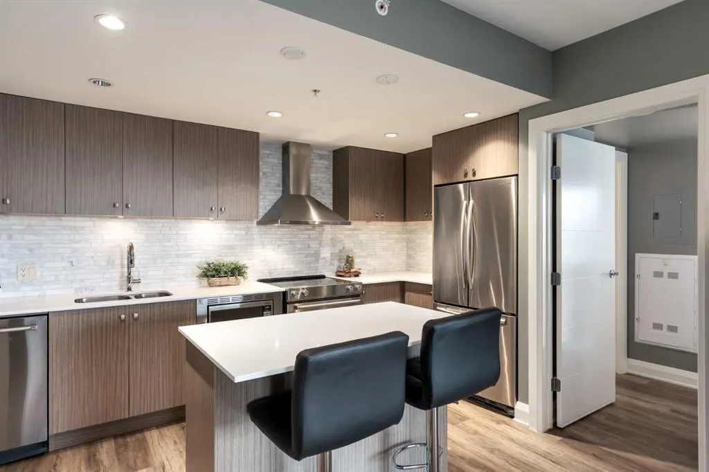 930 6 Avenue SW, #2208