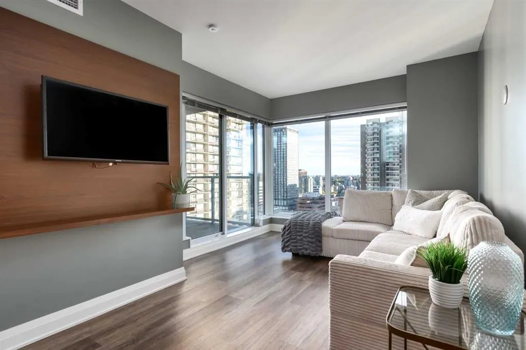 930 6 Avenue SW, #2208