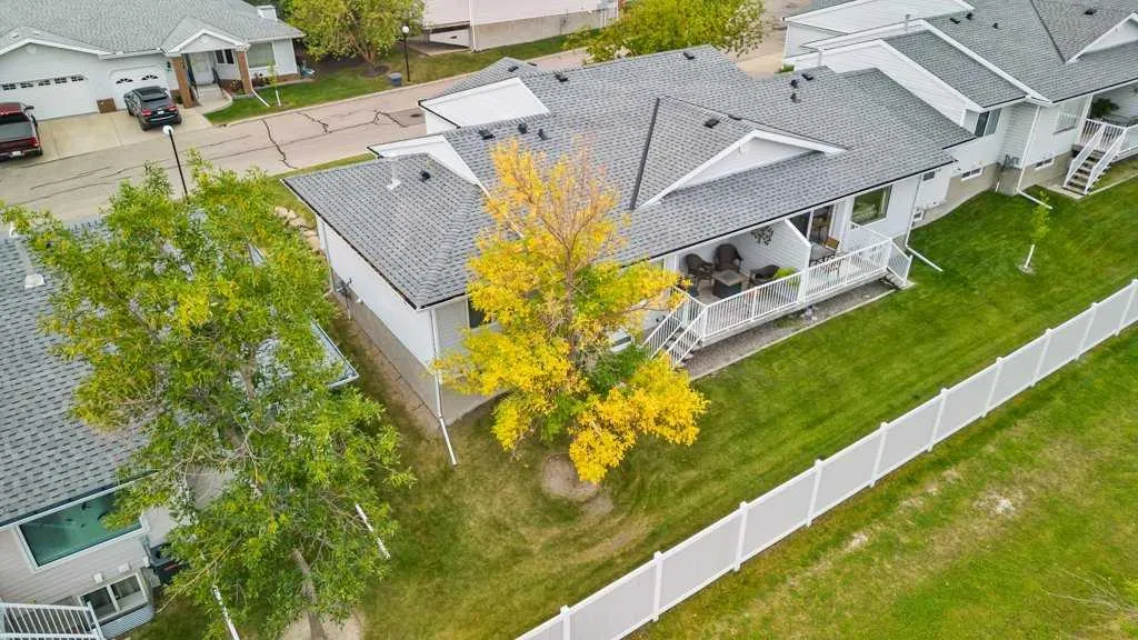 83 Macewan Park Heights NW