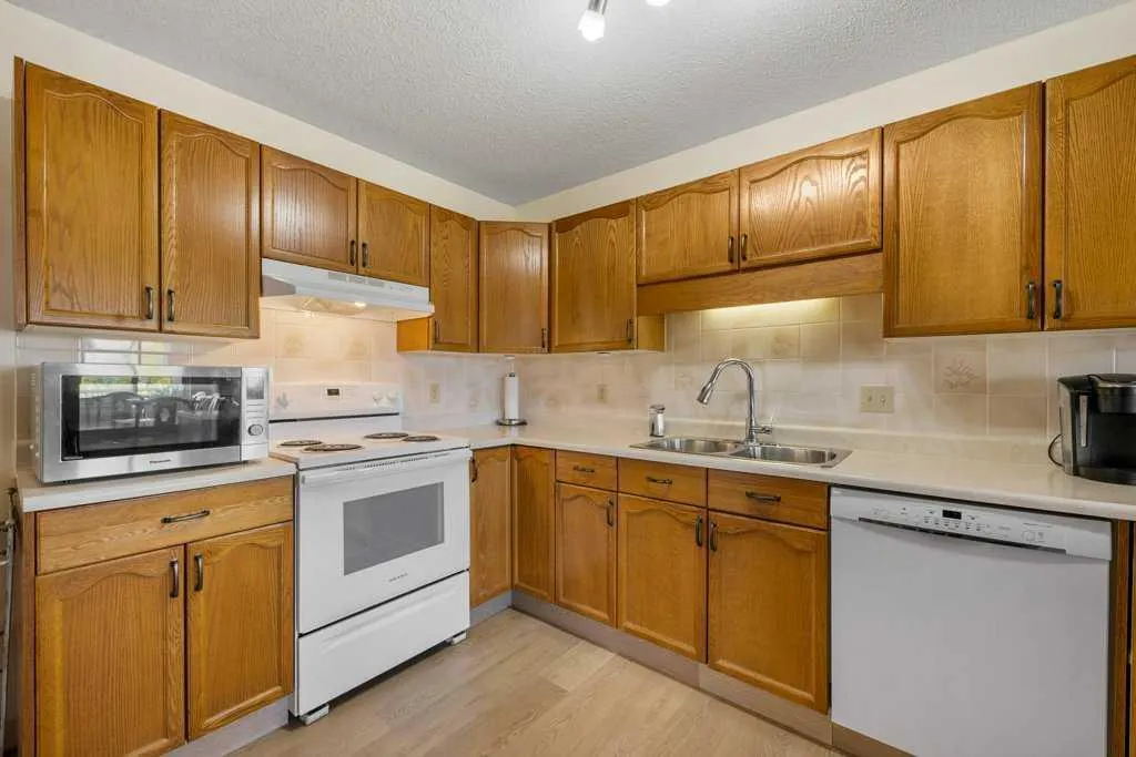 83 Macewan Park Heights NW