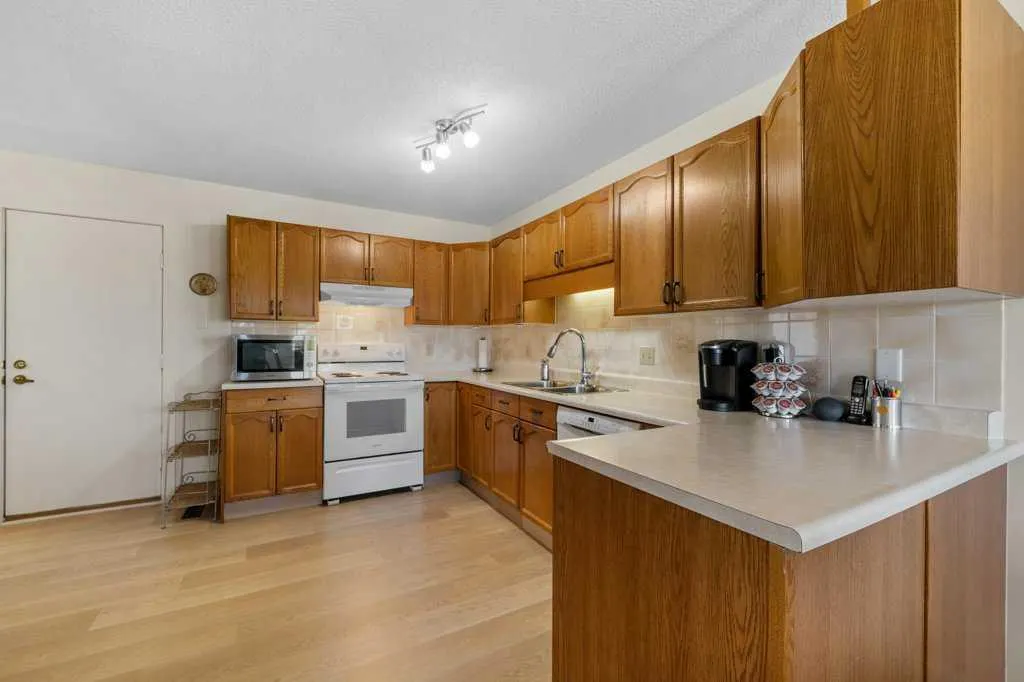 83 Macewan Park Heights NW