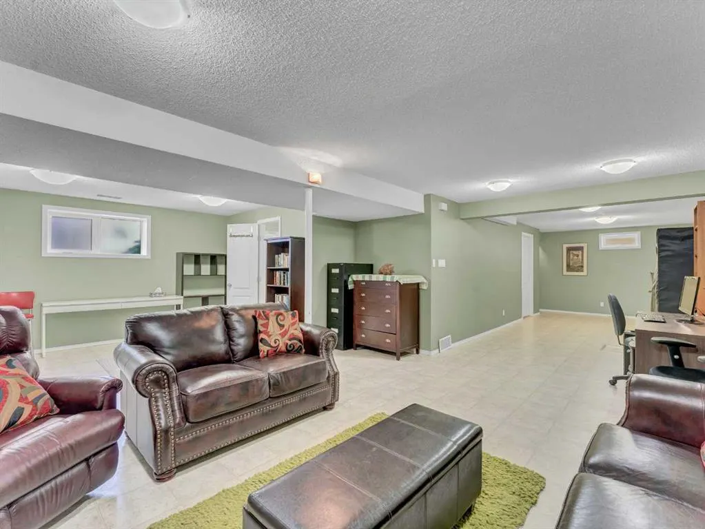 192 Seven Persons Drive SW