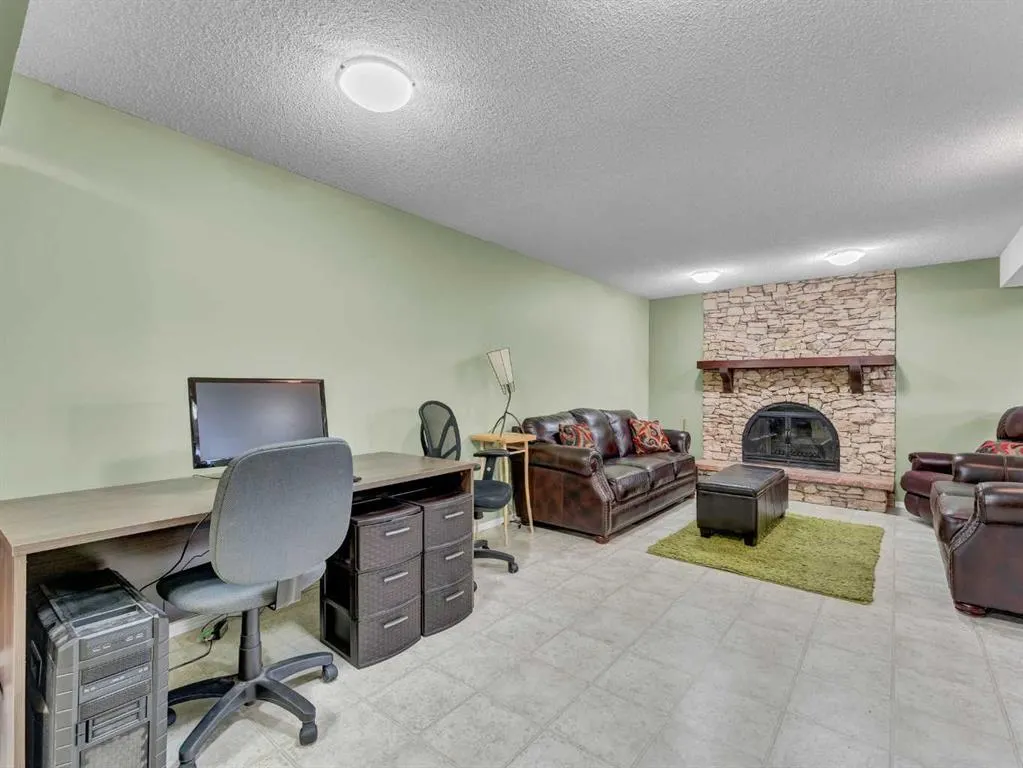 192 Seven Persons Drive SW