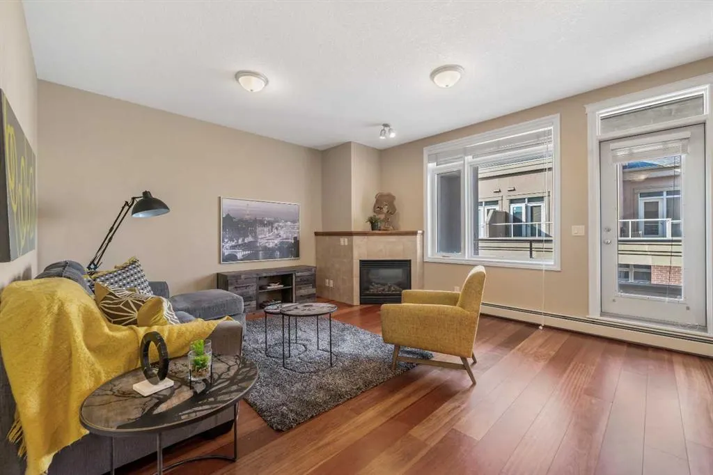 24 Hemlock Crescent SW, #3405
