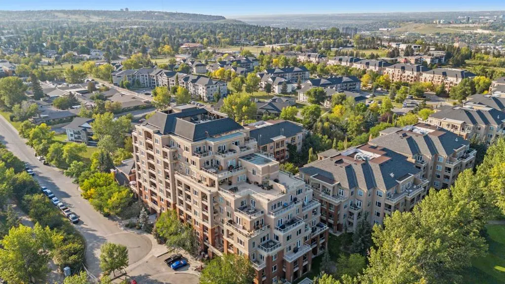 24 Hemlock Crescent SW, #3405