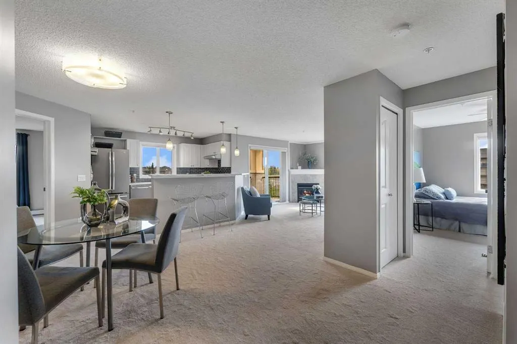 304 Mackenzie Way SW, #8328
