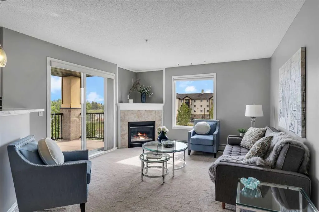 304 Mackenzie Way SW, #8328