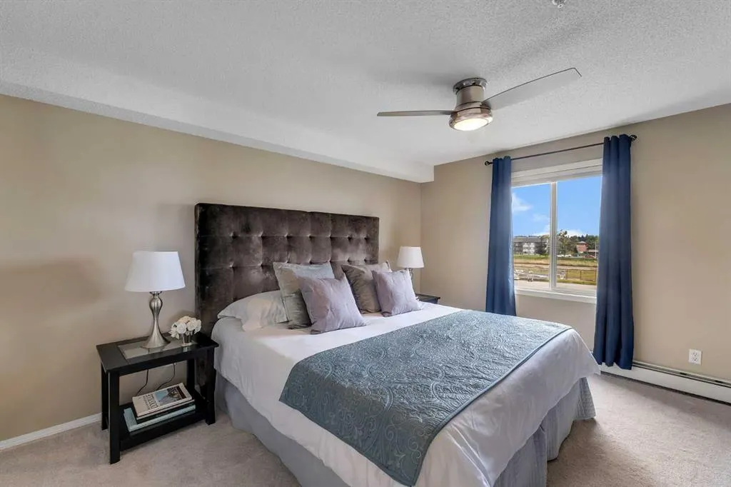 304 Mackenzie Way SW, #8328