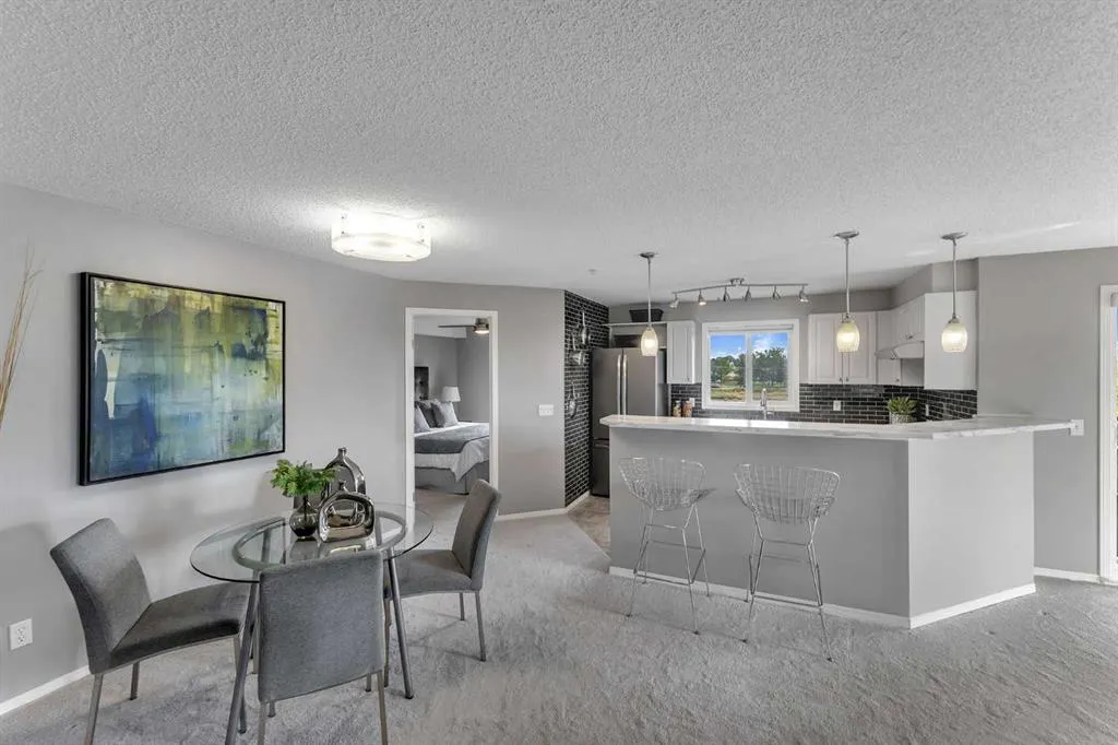 304 Mackenzie Way SW, #8328