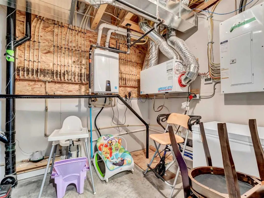 12320 Range Road 72, #6