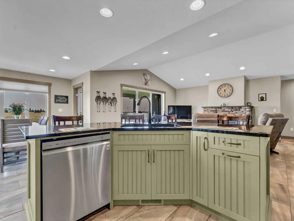 12320 Range Road 72, #6