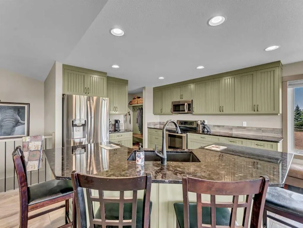 12320 Range Road 72, #6
