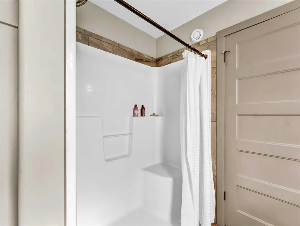 12320 Range Road 72, #6