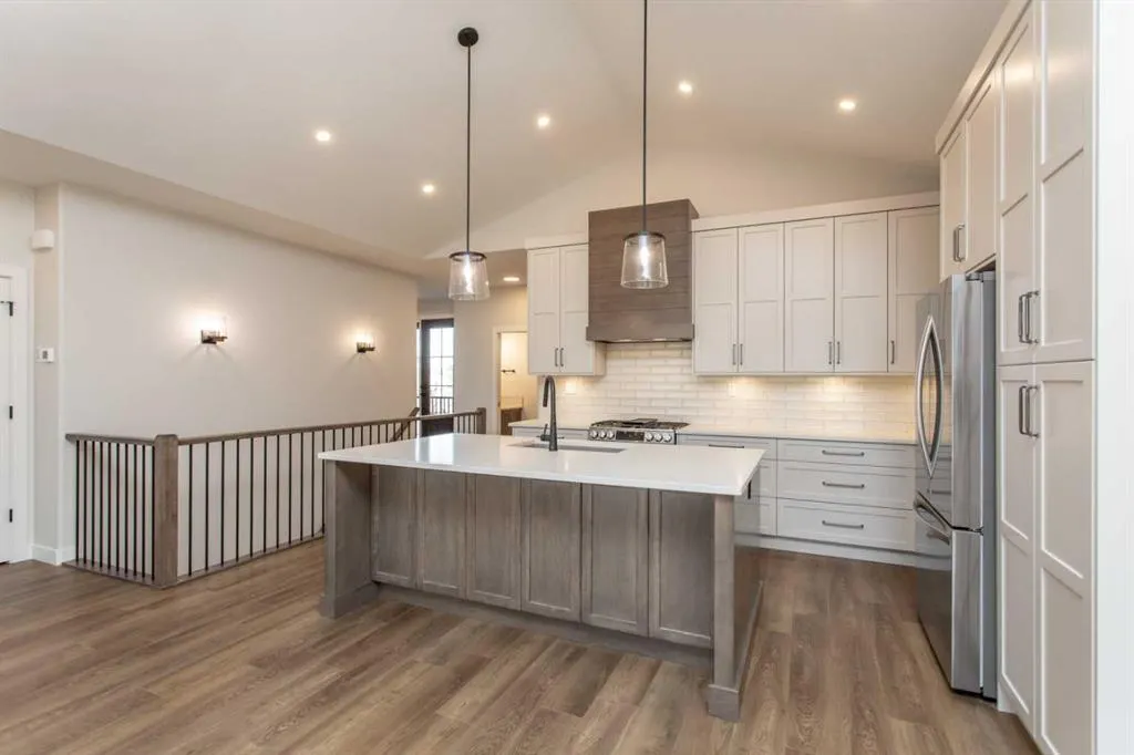 5300 60 Street, #102