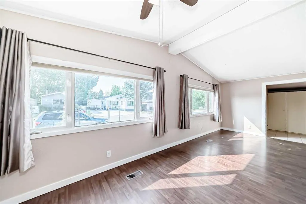 842 Briarwood Road
