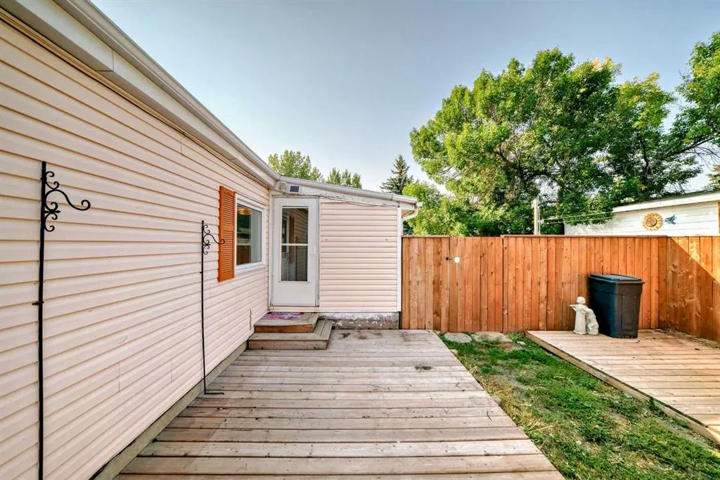 842 Briarwood Road