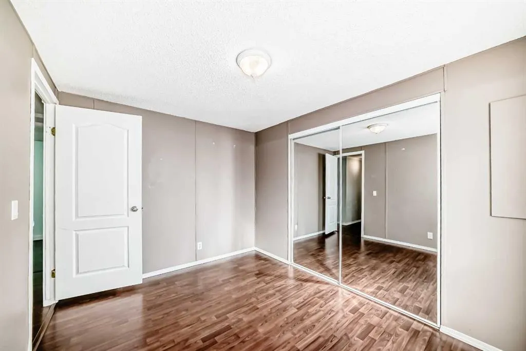 842 Briarwood Road