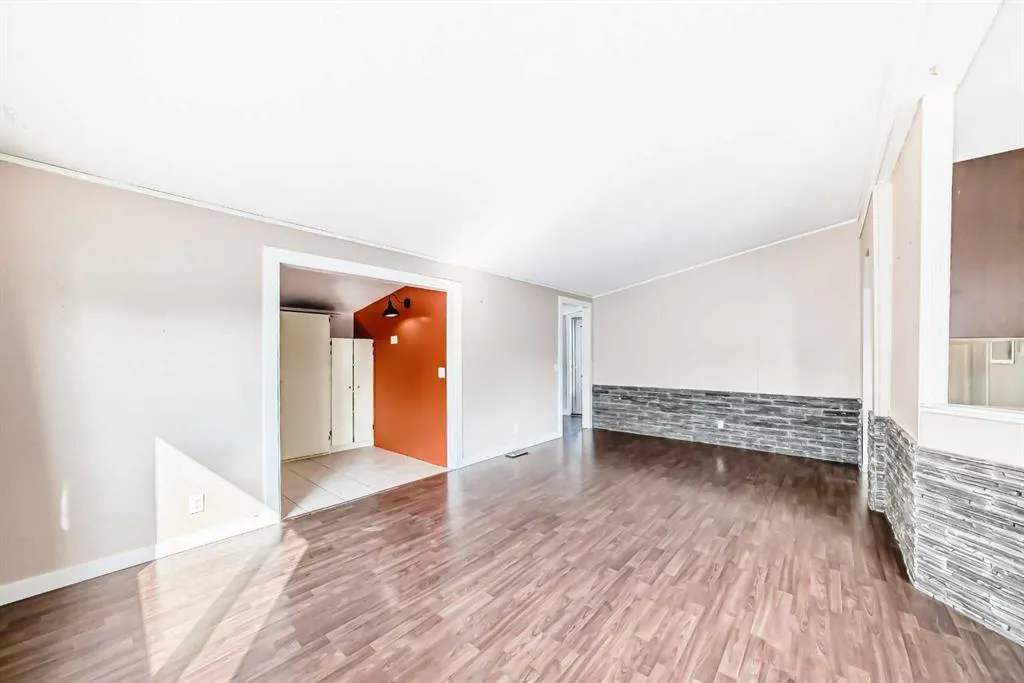 842 Briarwood Road