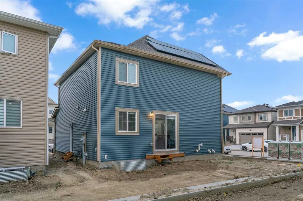 124 Cityside Crescent NE