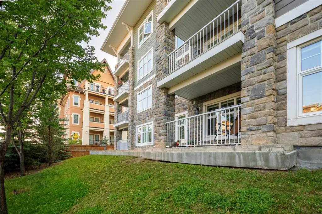 11 Mahogany Row SE, #2105