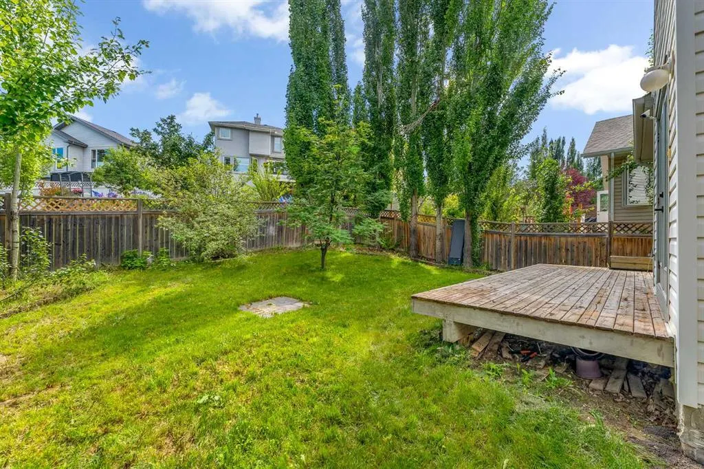 18 Valley Crest Close NW