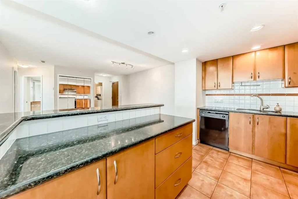 1108 6 Avenue SW, #413