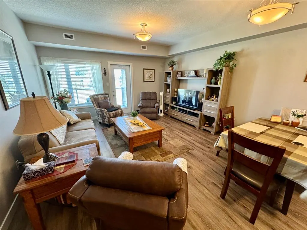 173 Fairmont Boulevard S, #306