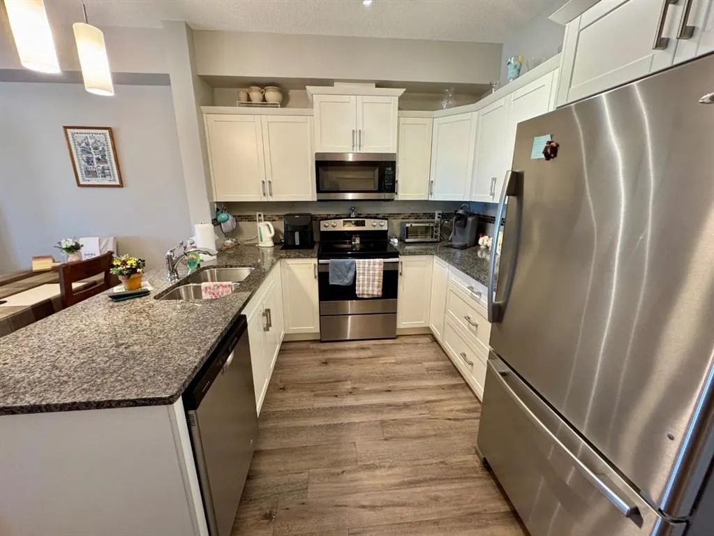 173 Fairmont Boulevard S, #306