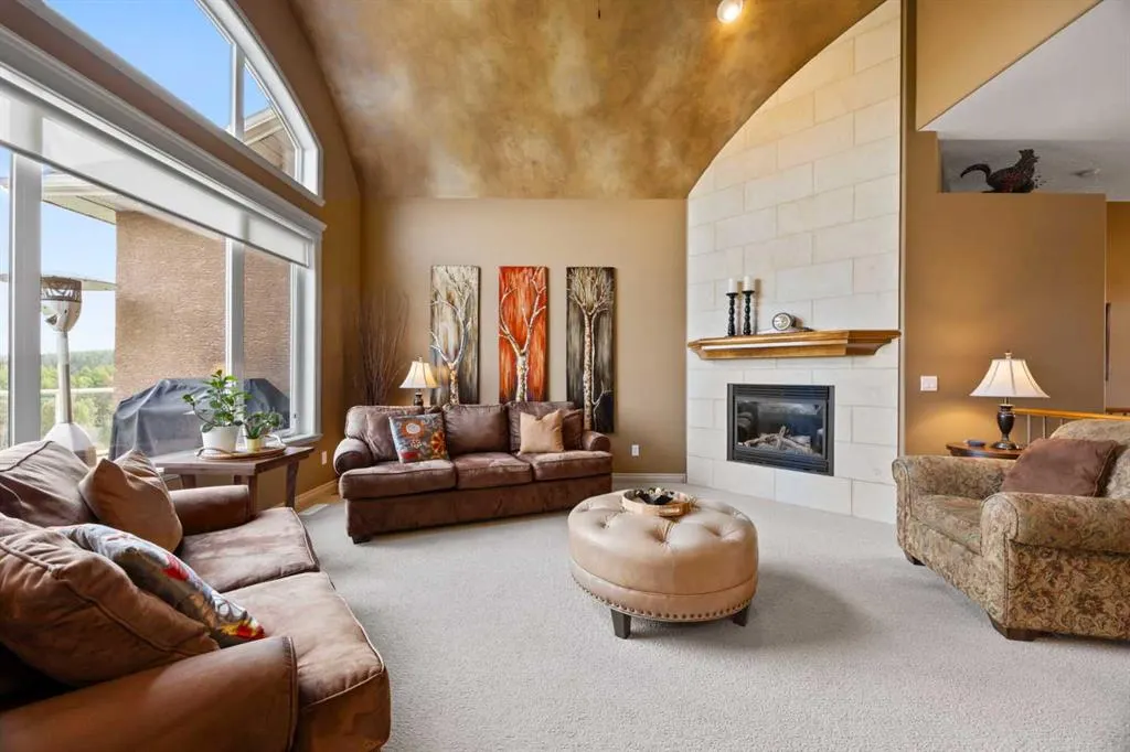 435 Rodeo Ridge
