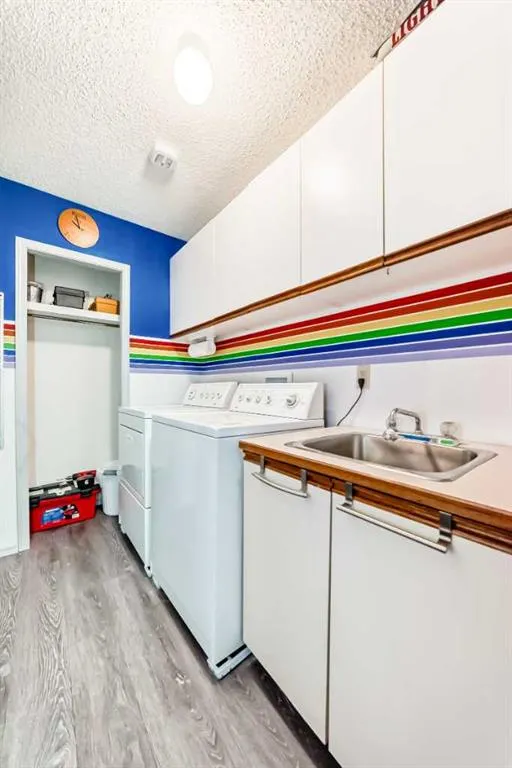 44 Gladstone Gardens SW