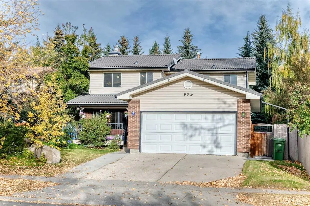 983 Woodbine Boulevard SW